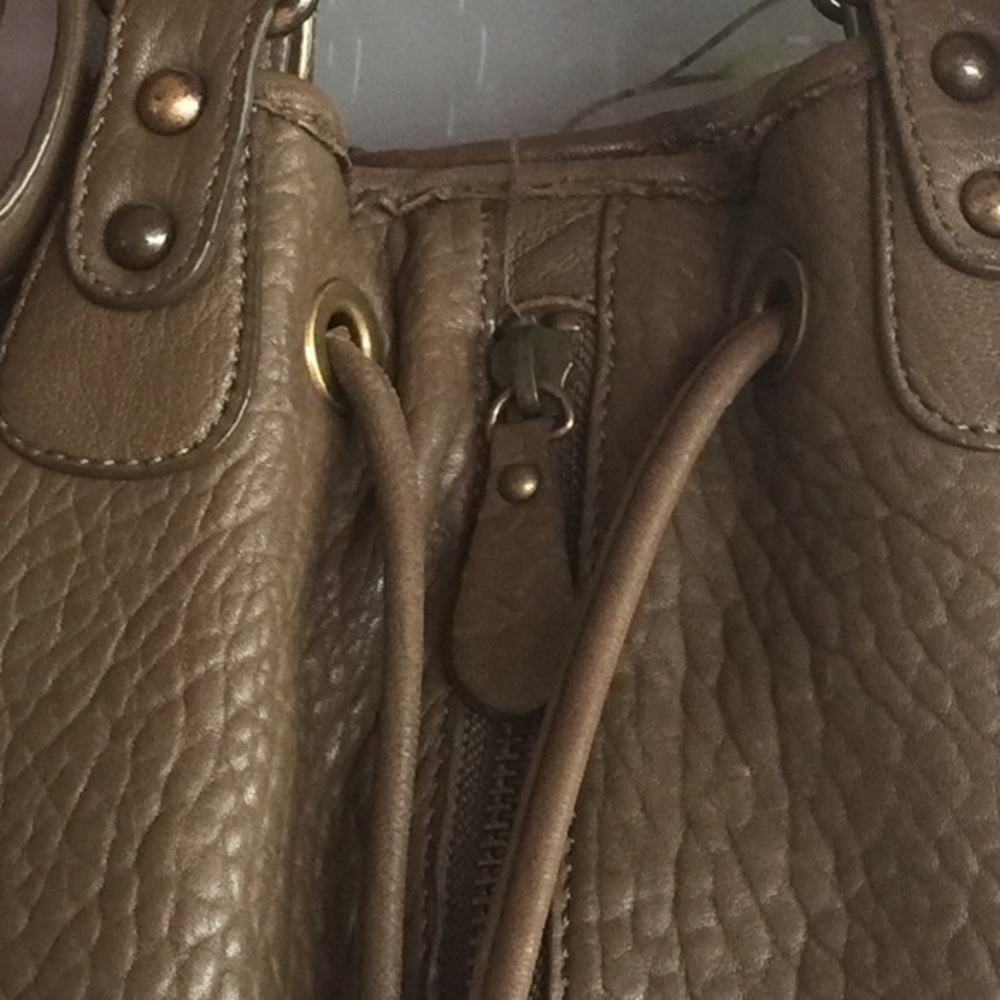 Nordstrom leather sporty sling bag in military clr